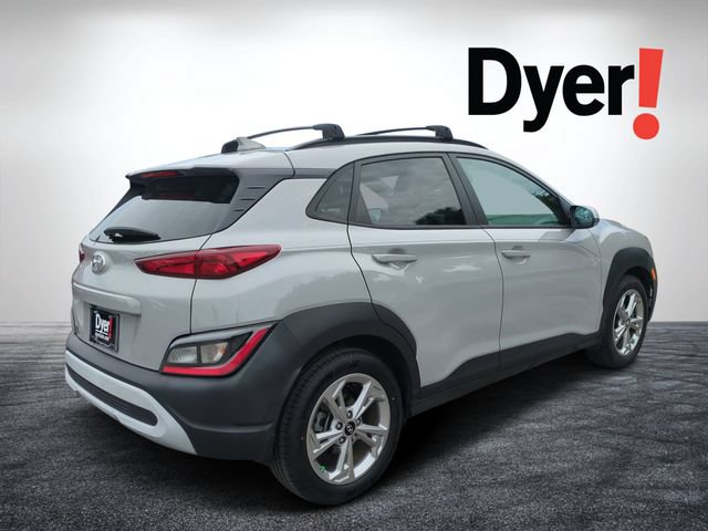 Used 2023 Hyundai Kona SEL w/ Convenience Package FWD image 3