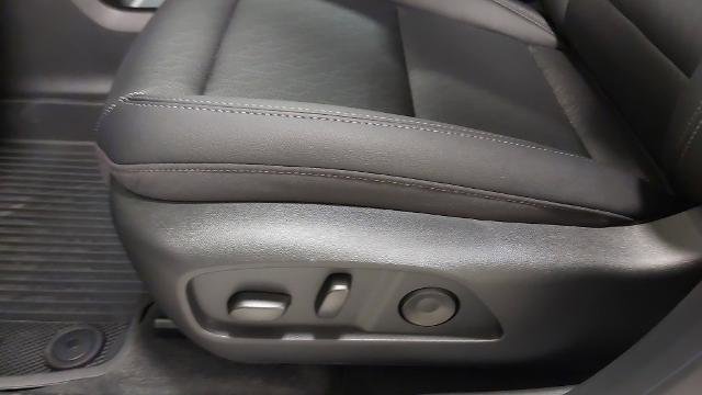 New 2026 Chevrolet Equinox LT w/ Convenience Package II image 22