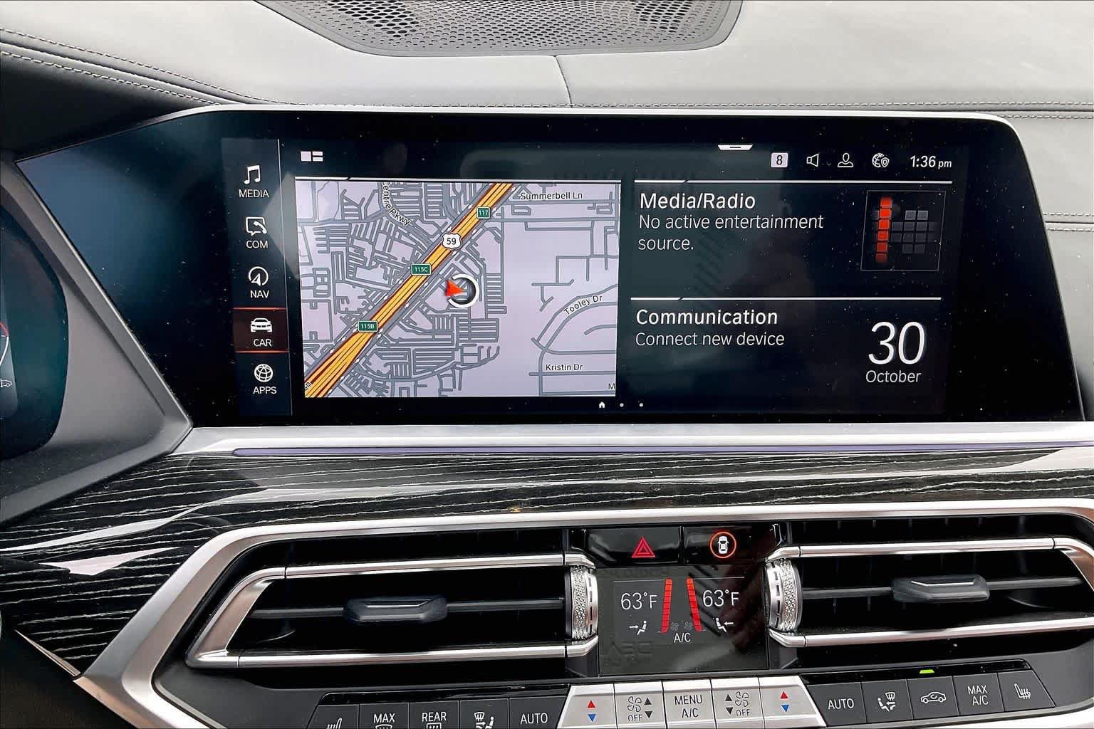 Used 2022 BMW X7 xDrive40i w/ M Sport Package AWD/4WD image 29