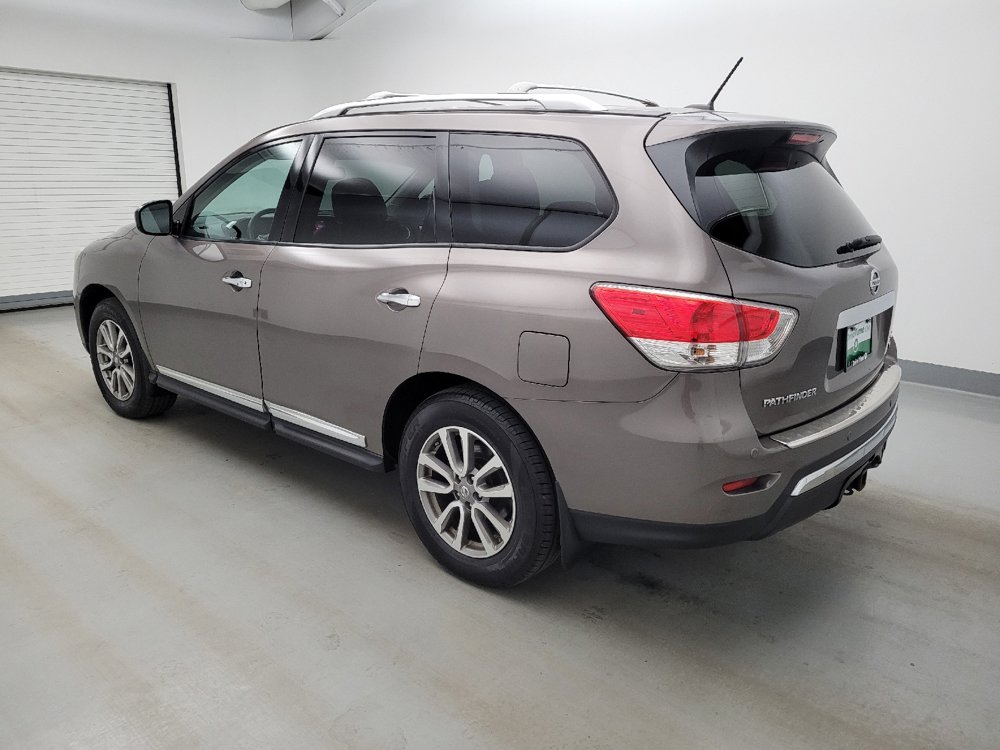 Used 2014 Nissan Pathfinder SL w/ SL Tech Package AWD/4WD image 3