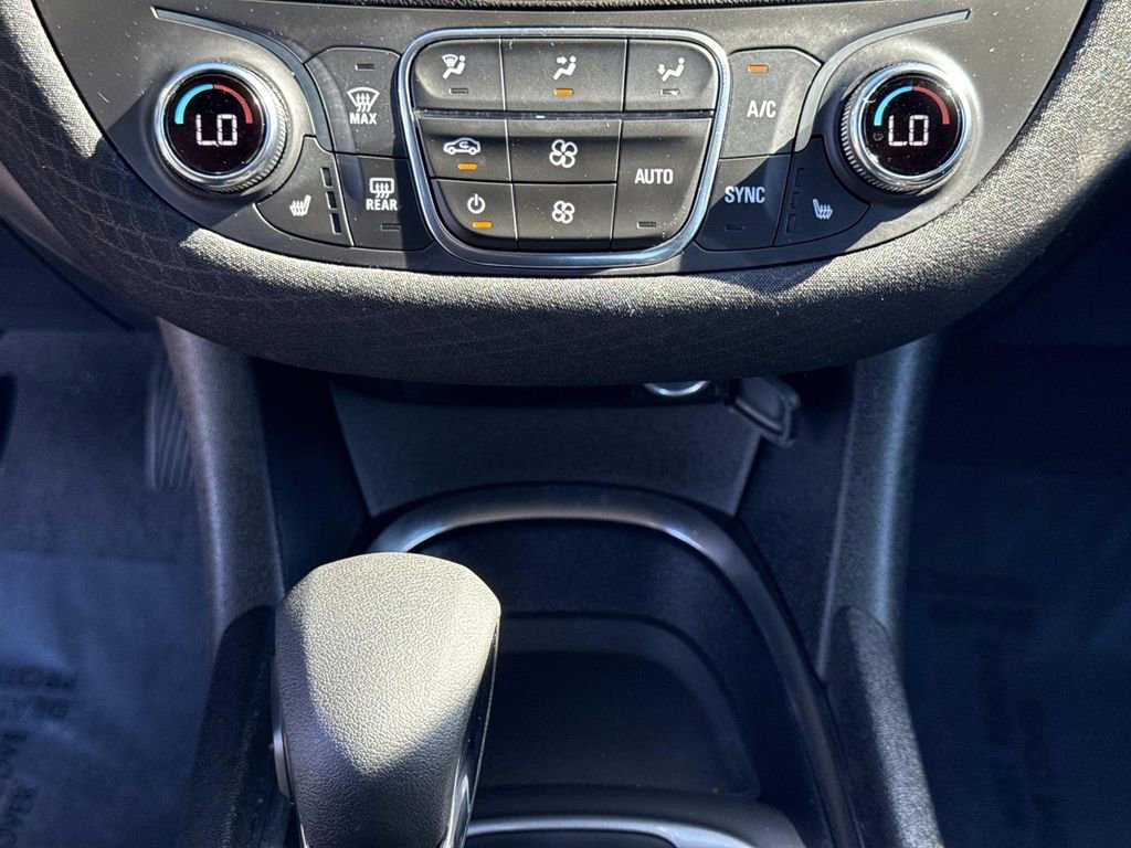 Used 2023 Chevrolet Malibu LT image 26