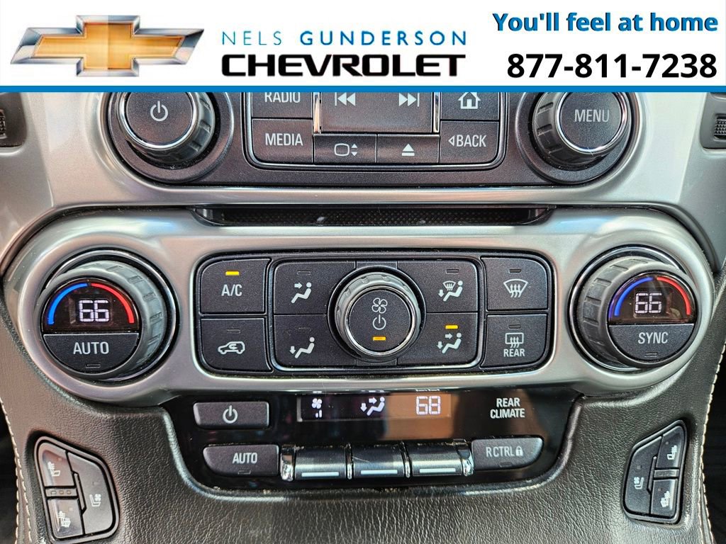 Used 2018 Chevrolet Suburban Premier image 31