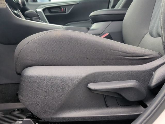 Used 2024 Toyota RAV4 LE FWD image 15