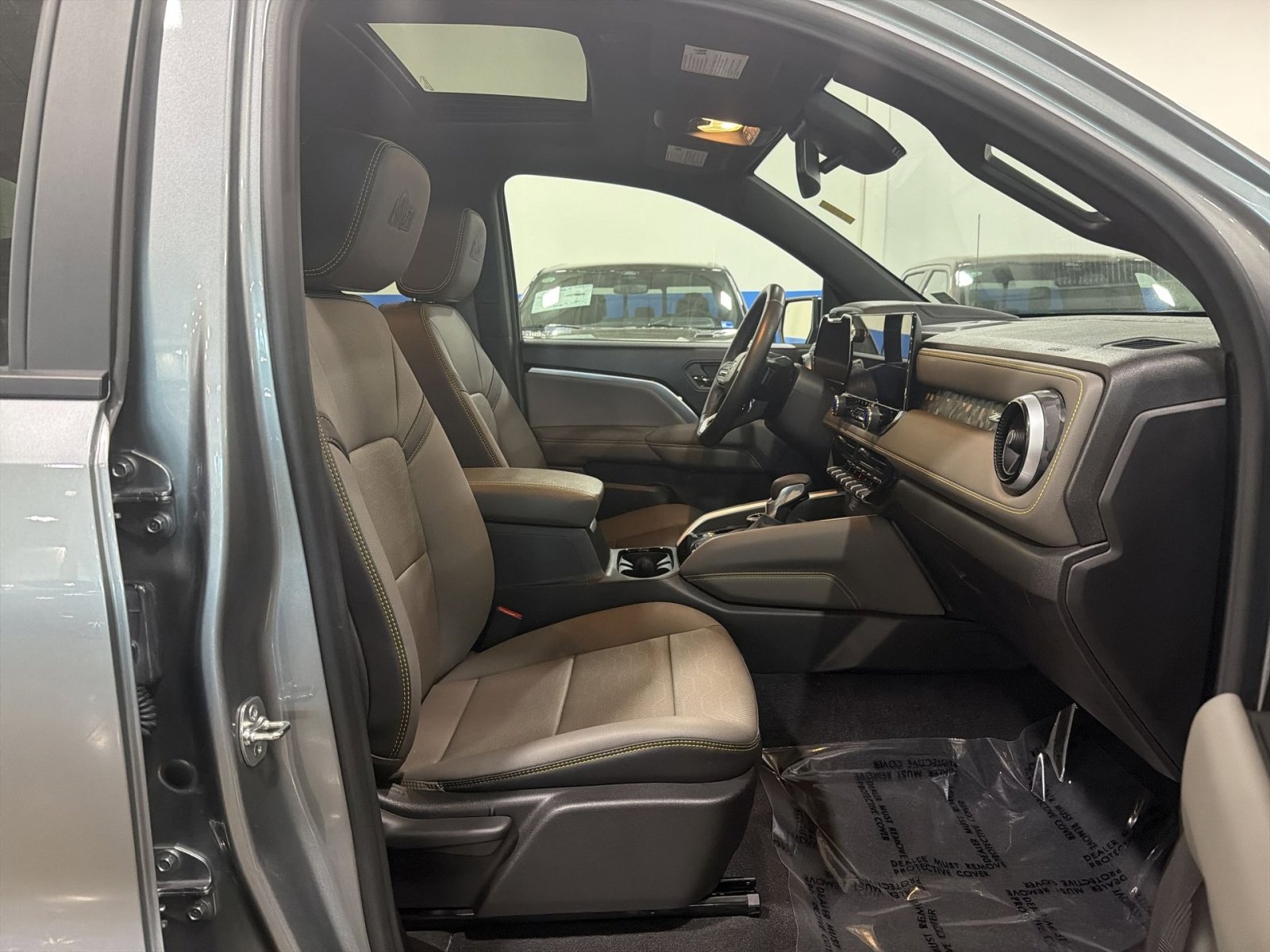 Used 2024 Chevrolet Colorado ZR2 w/ ZR2 Bison Edition AWD/4WD image 26
