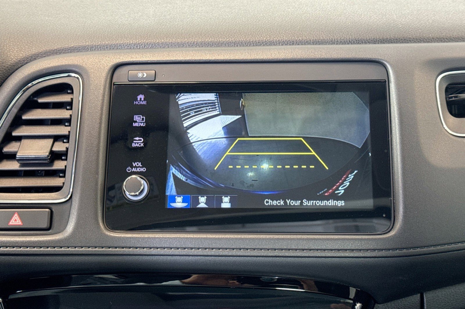 Used 2019 Honda HR-V Touring image 14