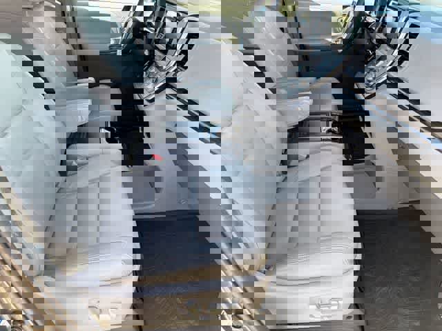 Used 2017 Toyota Sienna XLE w/ XLE Navigation Package image 20