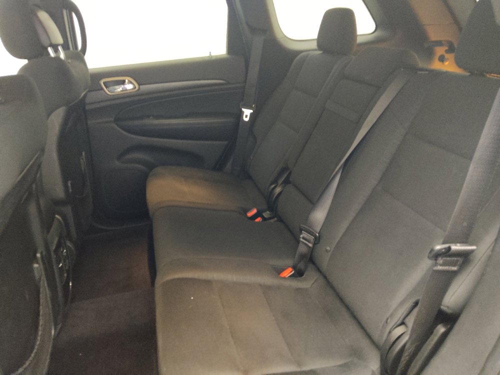 Used 2016 Jeep Grand Cherokee Laredo w/ Quick Order Package 23E image 18