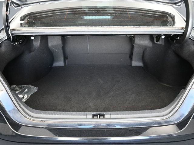 Used 2020 Toyota Camry LE image 39