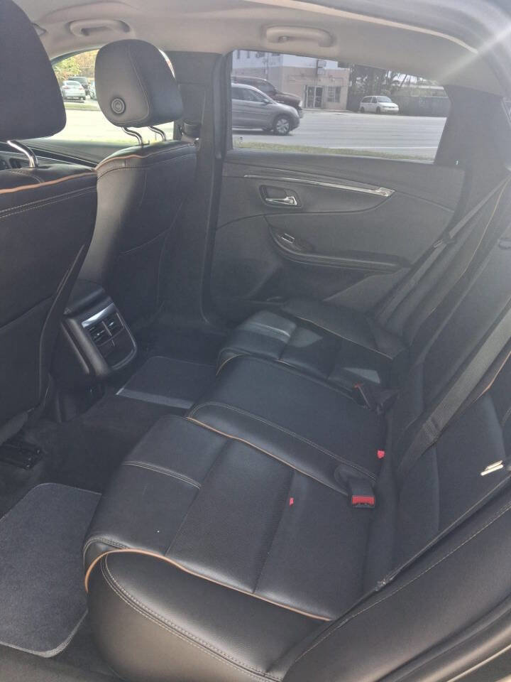 Used 2015 Chevrolet Impala LTZ FWD image 4