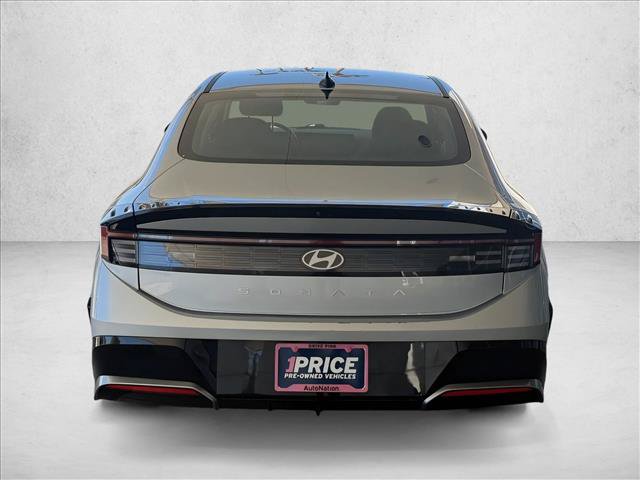Used 2025 Hyundai Sonata SEL FWD image 8