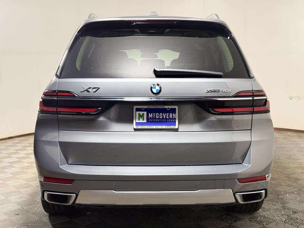 Used 2026 BMW X7 xDrive40i AWD/4WD image 5