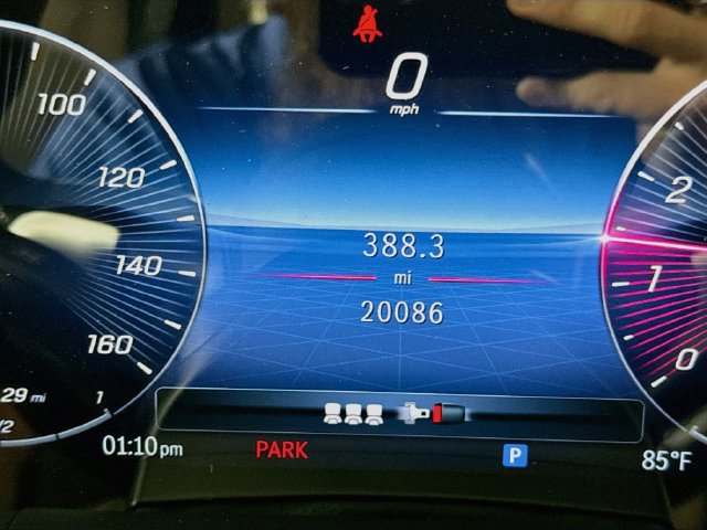 Used 2024 Mercedes-Benz GLE 350 4MATIC image 12