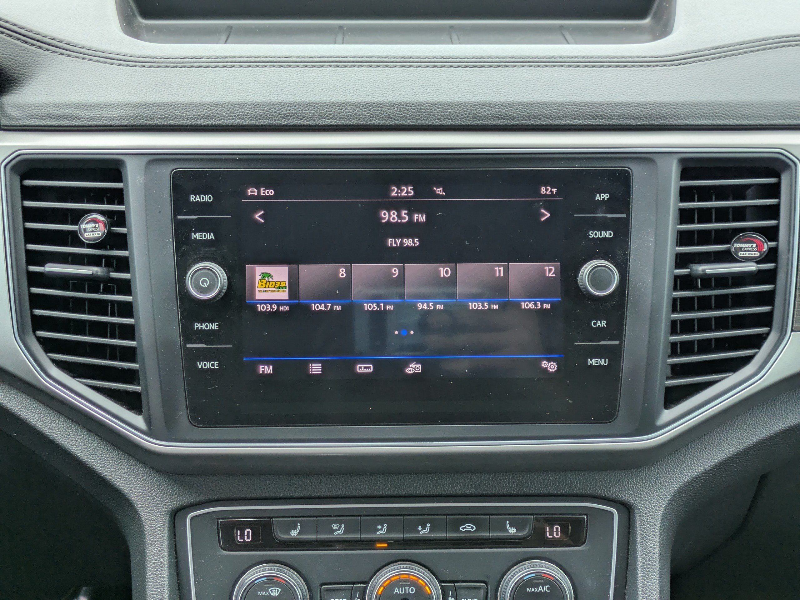 Used 2018 Volkswagen Atlas SE AWD/4WD image 17