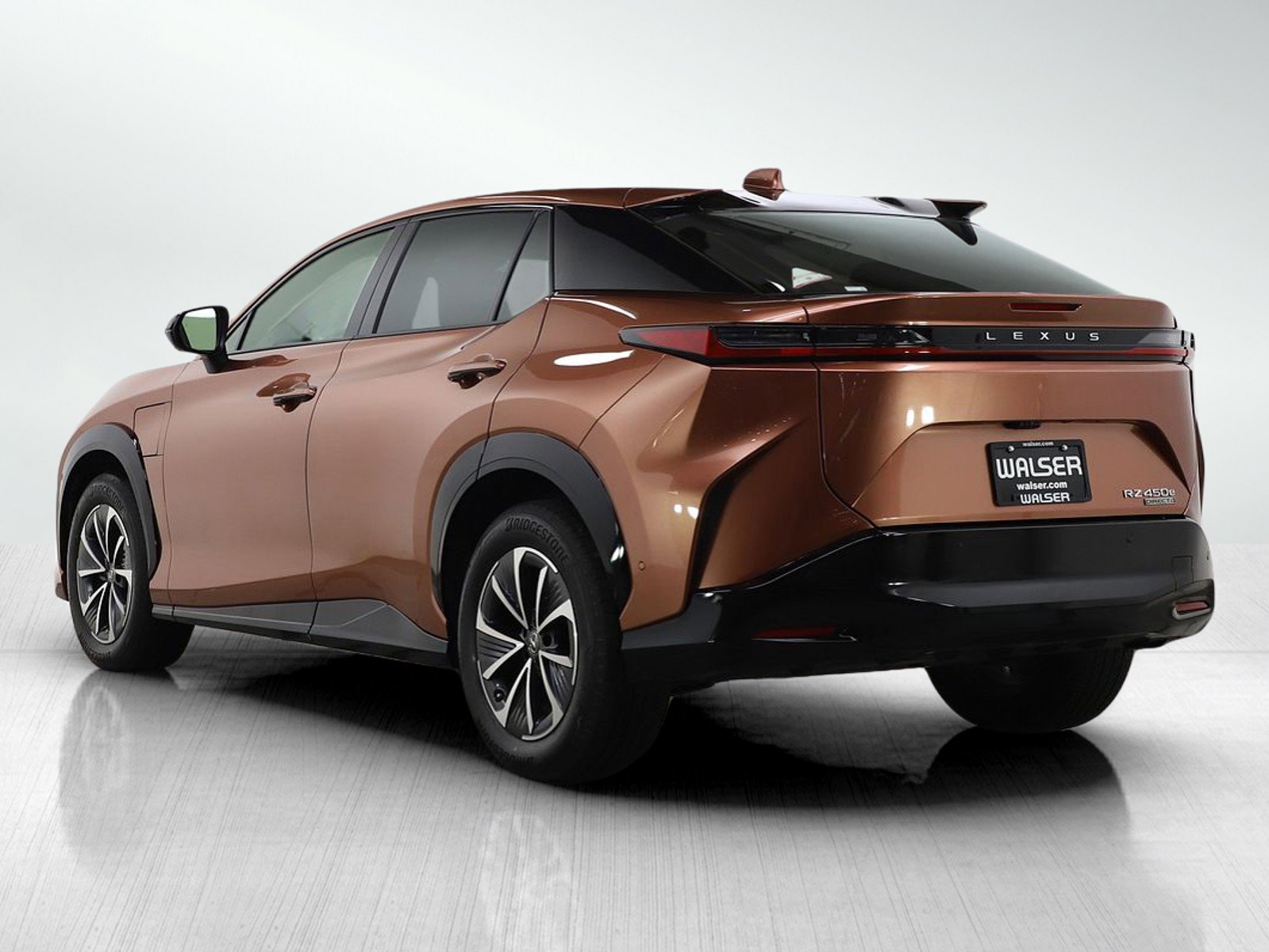 Used 2024 Lexus RZ 450e Premium w/ Technology Package AWD/4WD image 3