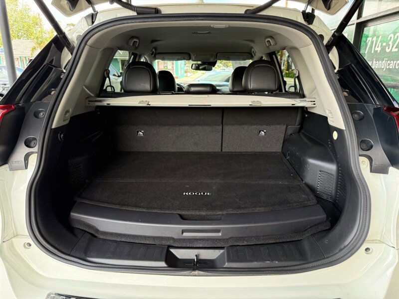 Used 2018 Nissan Rogue SL image 38