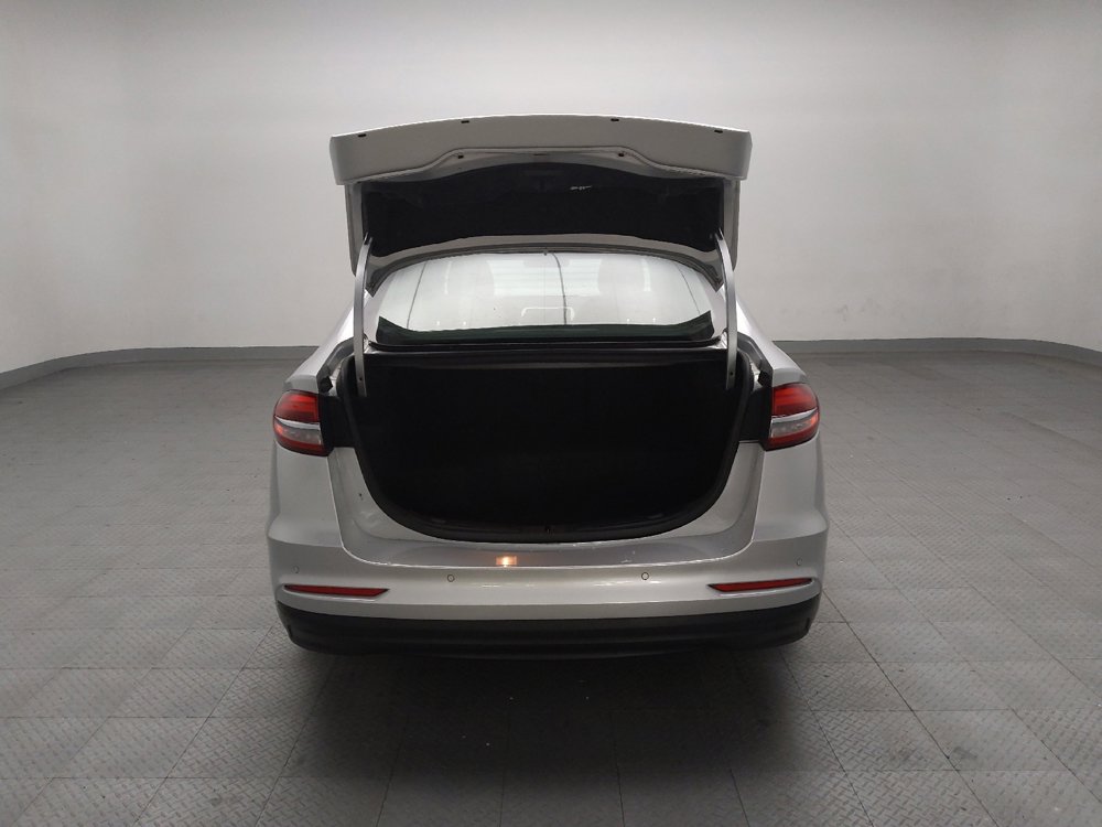 Used 2019 Ford Fusion SE image 29