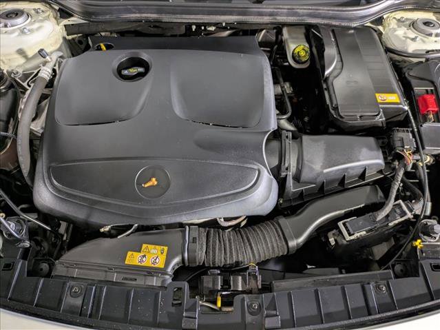 Used 2016 Mercedes-Benz GLA 250 image 24