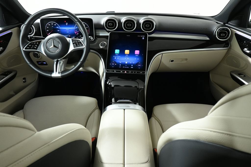 Certified 2025 Mercedes-Benz C 300 4MATIC Sedan image 4