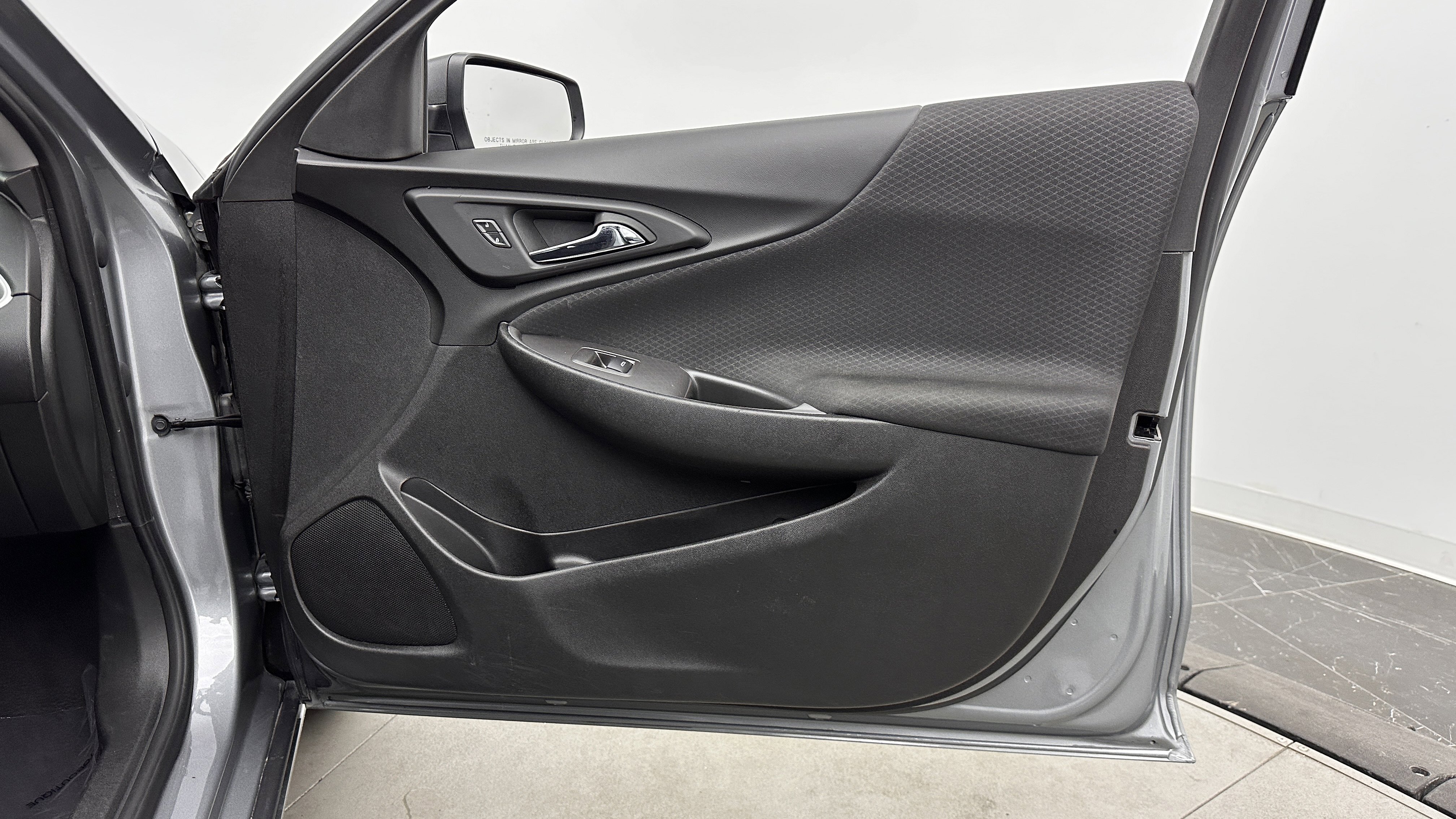 Used 2023 Chevrolet Malibu LS FWD image 31