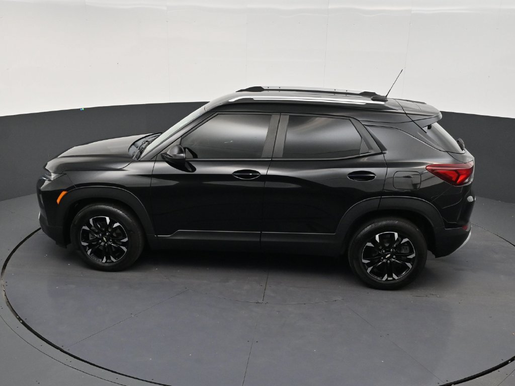 Used 2023 Chevrolet TrailBlazer LT FWD image 12