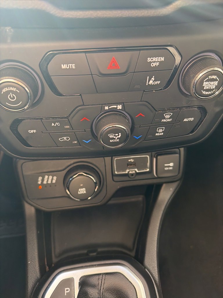 Used 2023 Jeep Renegade Latitude image 7