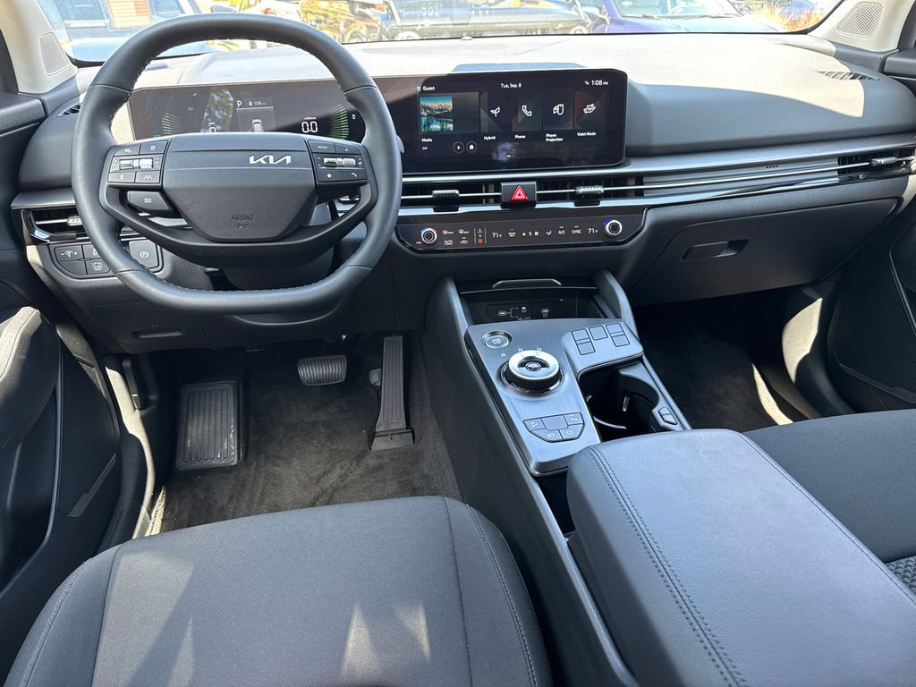 Used 2026 Kia Sportage LX FWD image 22