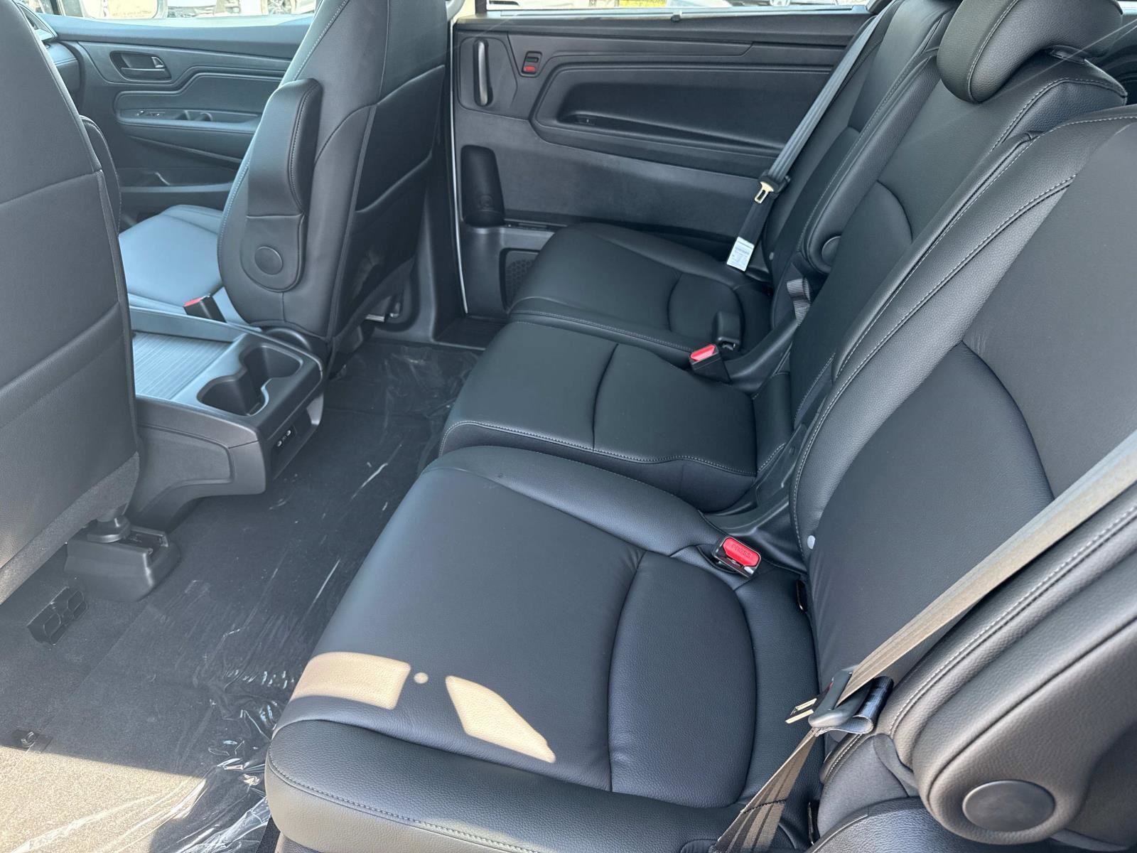 New 2026 Honda Odyssey EX-L image 17