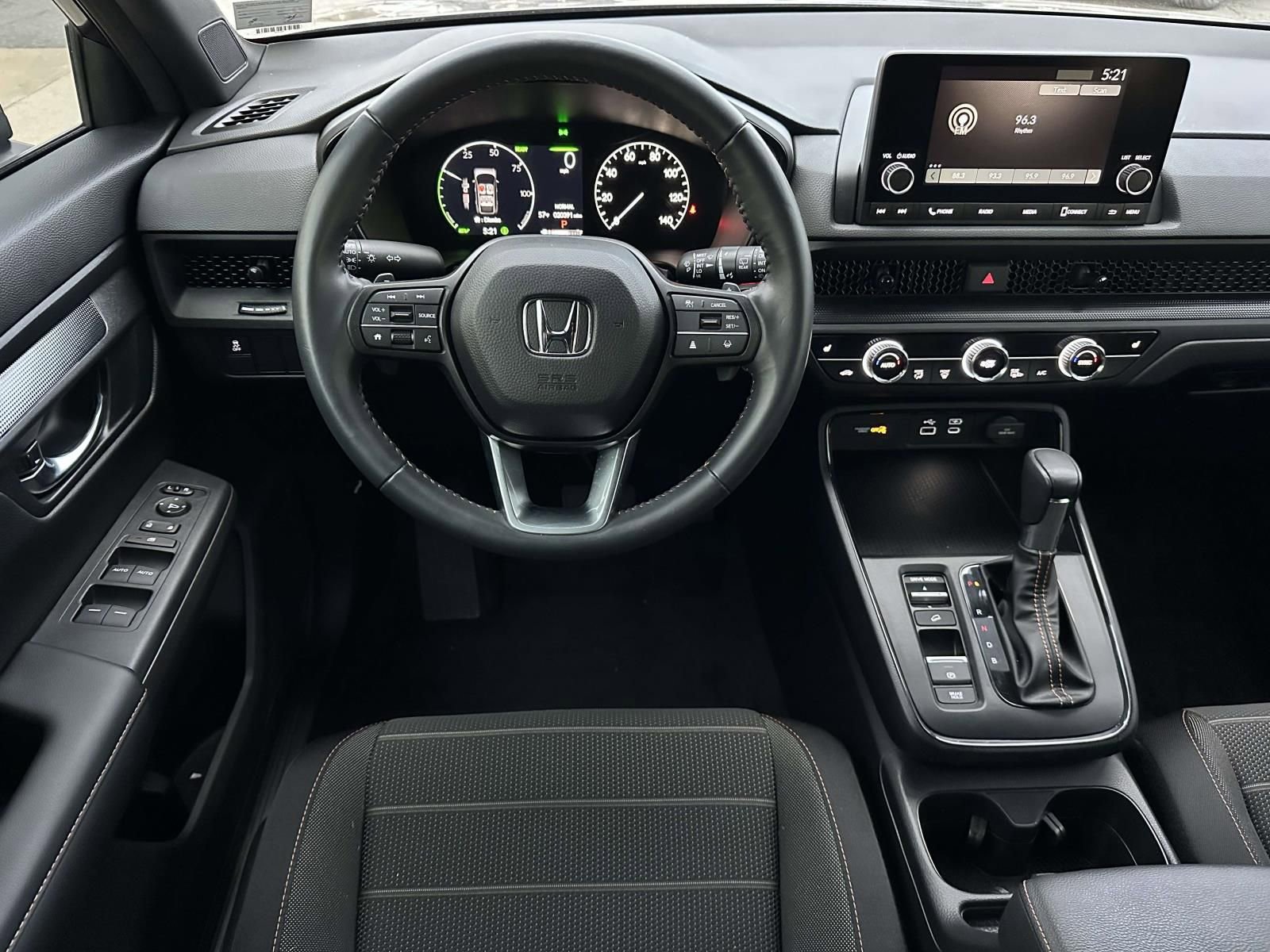 Used 2025 Honda CR-V Sport image 8