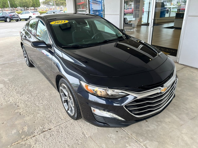 Used 2023 Chevrolet Malibu LT FWD image 5