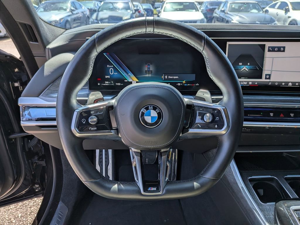 Used 2024 BMW 740i xDrive image 11