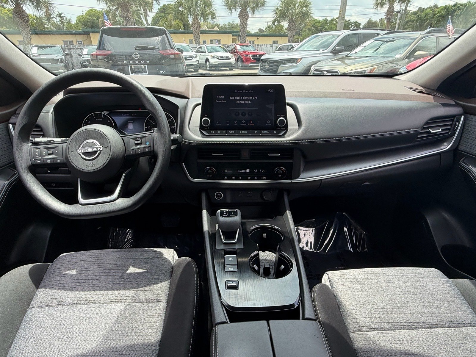 Used 2023 Nissan Rogue SV FWD image 14