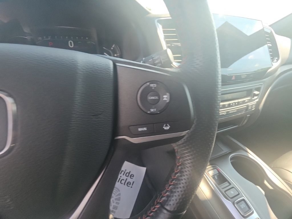 Certified 2023 Honda Passport TrailSport image 19