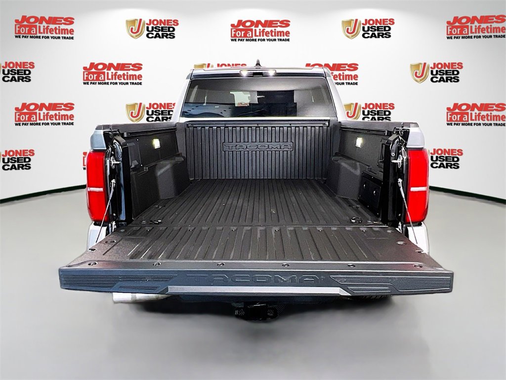 Used 2024 Toyota Tacoma TRD Sport image 16
