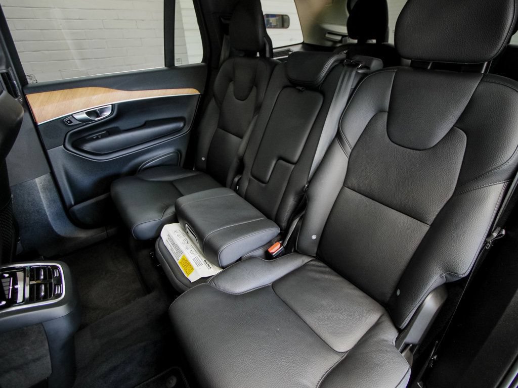 Used 2024 Volvo XC90 B5 Plus AWD/4WD image 28