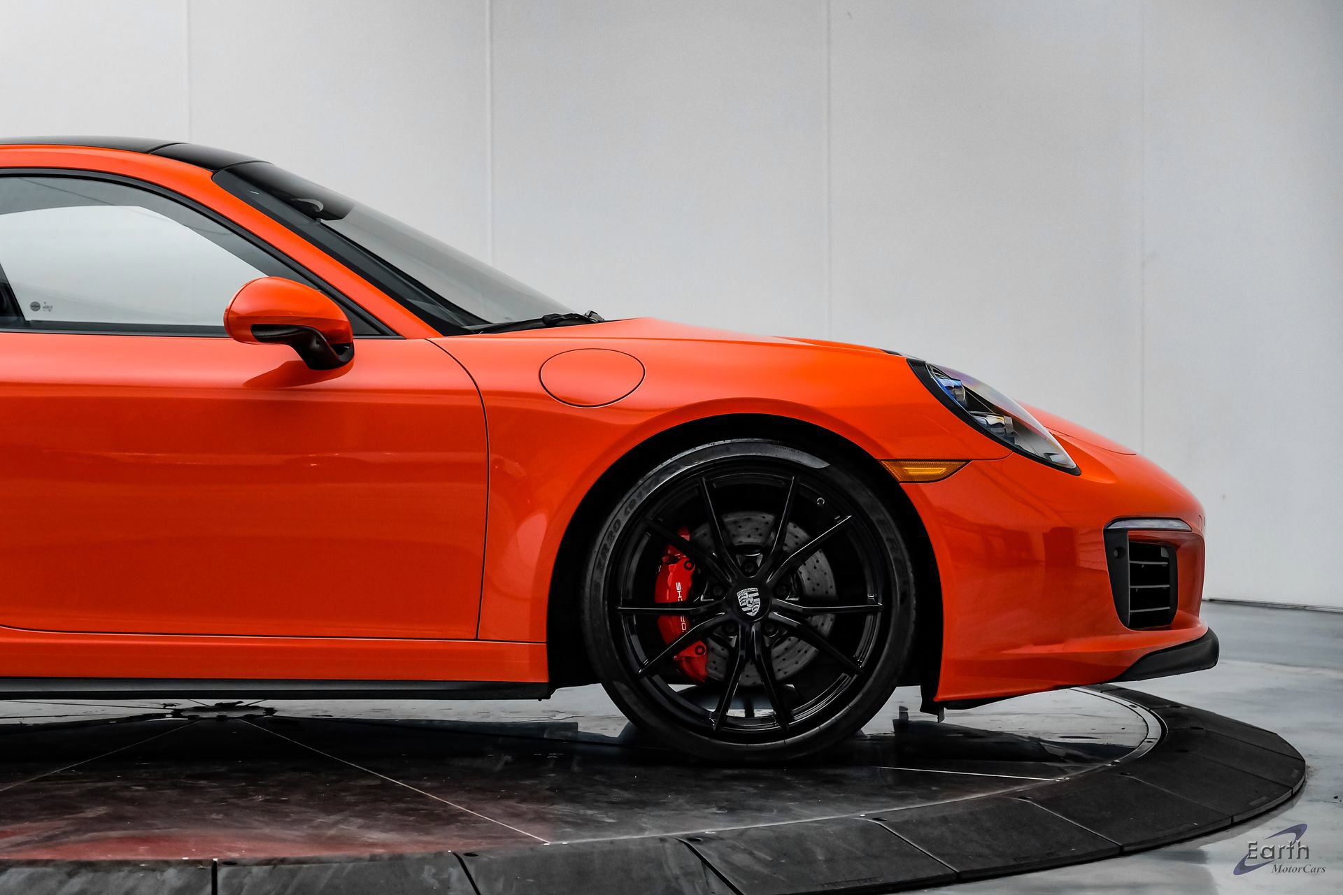 Used 2018 Porsche 911 Carrera 4S AWD/4WD image 18