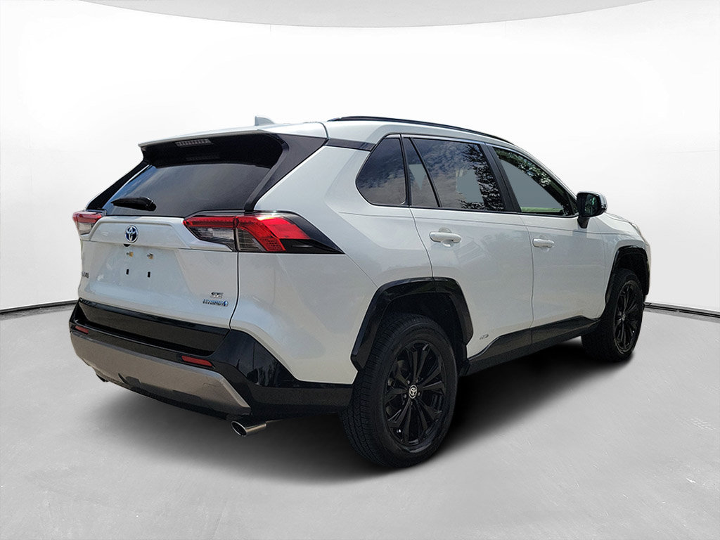 Certified 2023 Toyota RAV4 SE AWD/4WD image 4