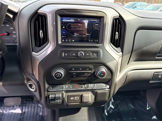 Used 2025 Chevrolet Silverado 2500 W/T w/ Z71 Off-Road Package image 21