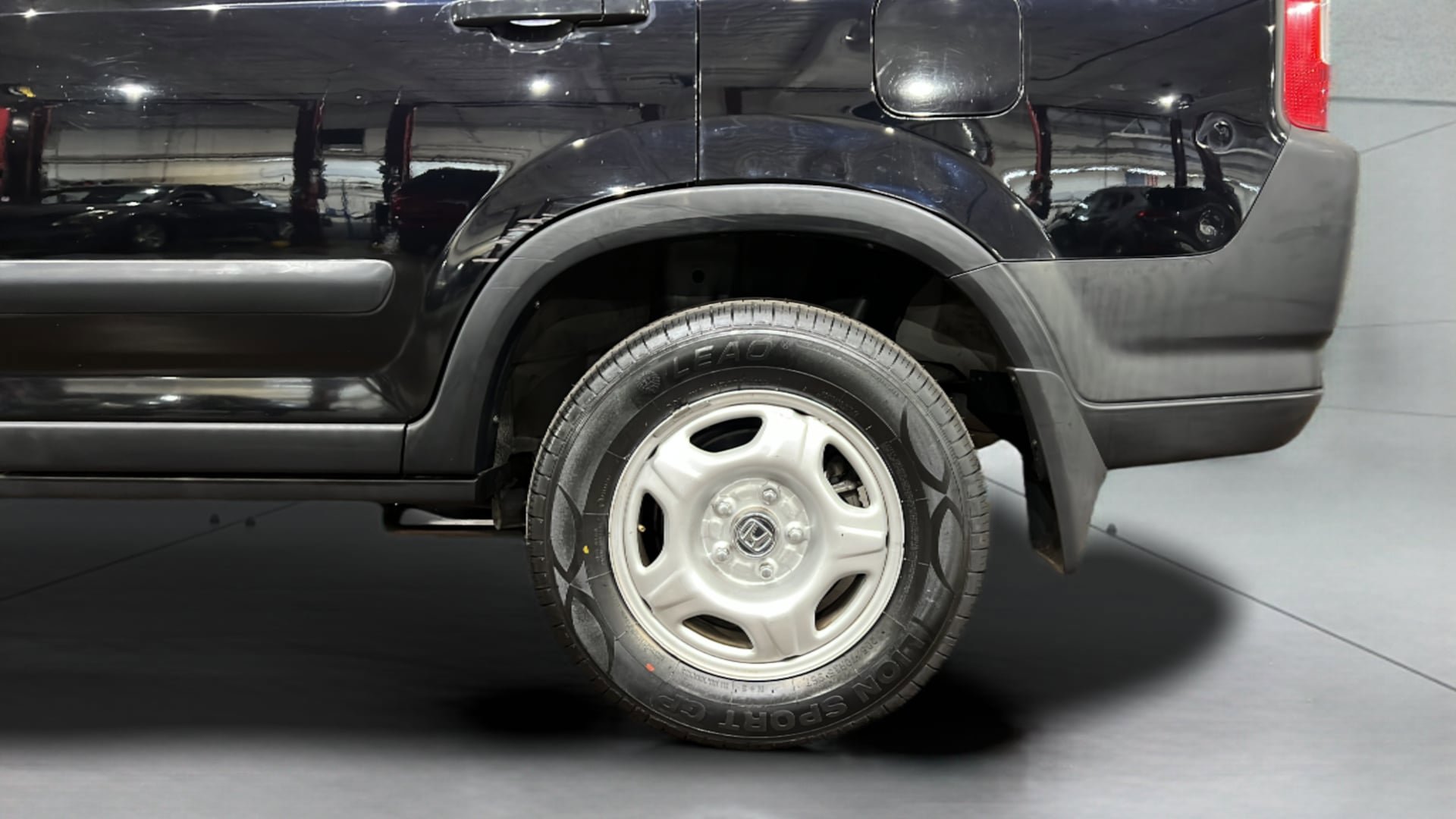 Used 2003 Honda CR-V LX image 37