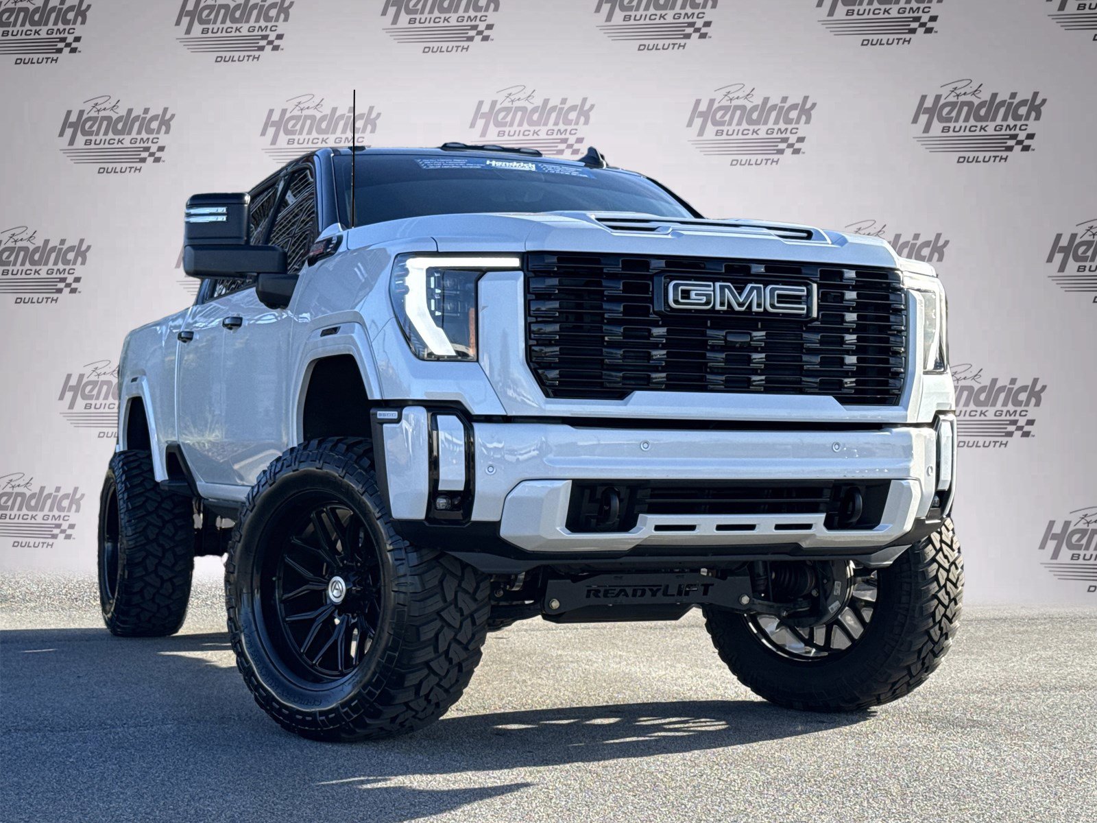 Used 2025 GMC Sierra 2500 Denali w/ Denali Reserve Package image 2