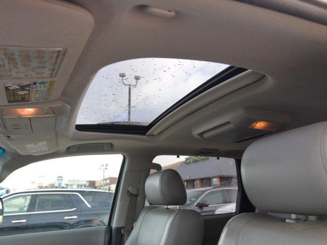 Used 2012 Toyota Sequoia Platinum image 17