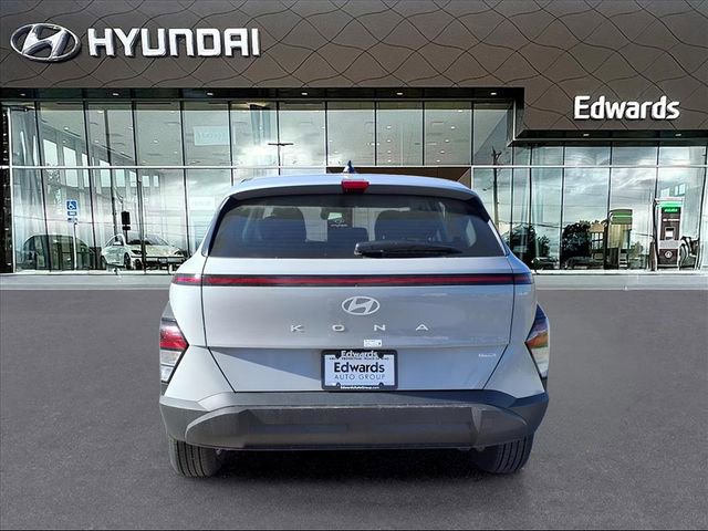 New 2026 Hyundai Kona SE image 6