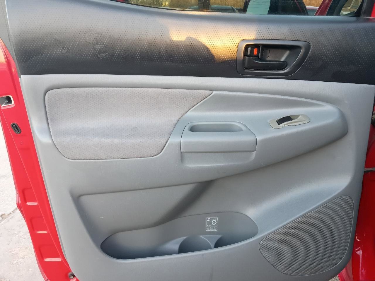 Used 2007 Toyota Tacoma PreRunner RWD image 23