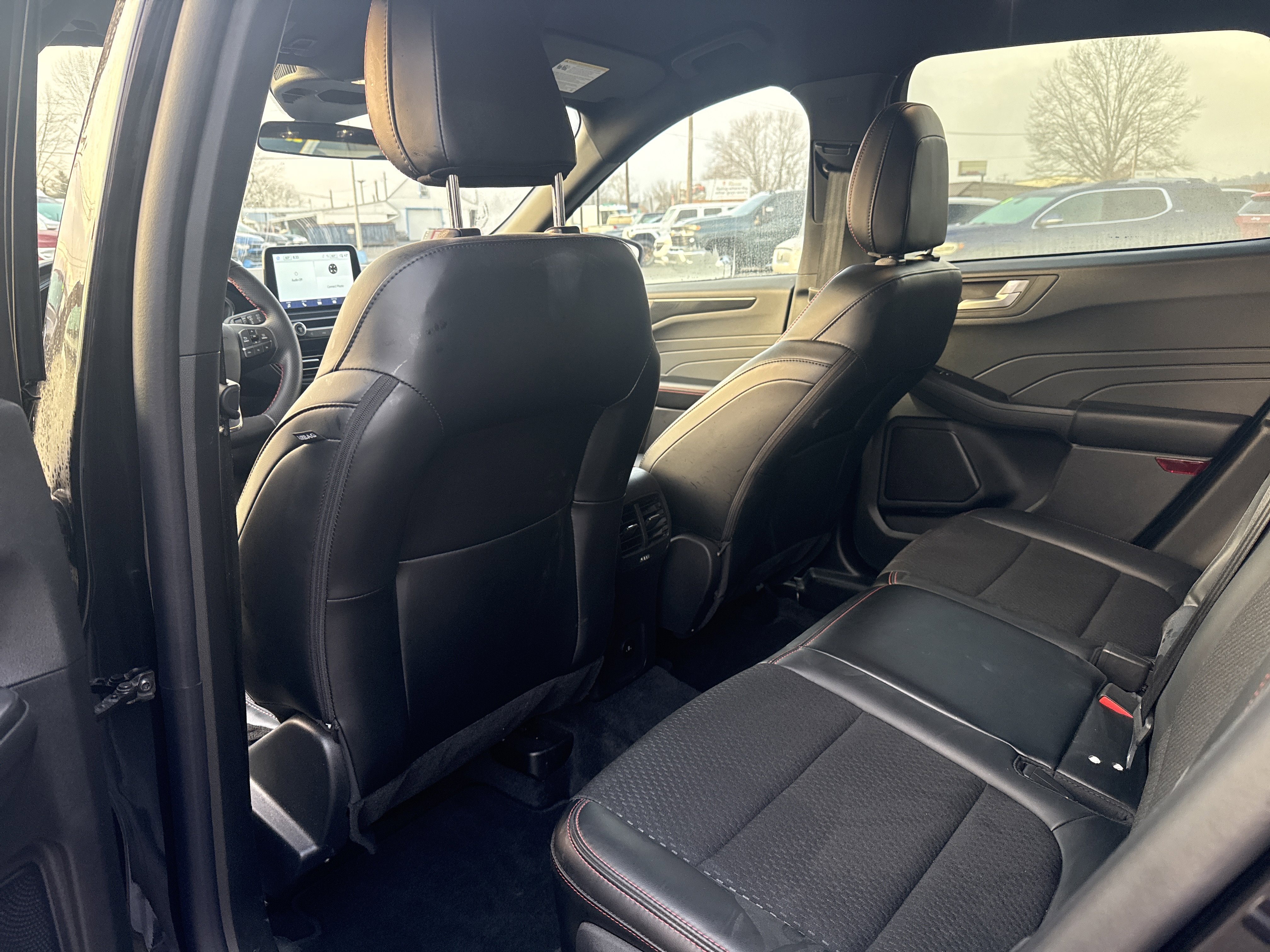 Used 2025 Ford Escape ST-Line image 14