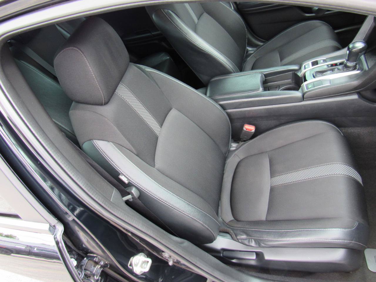Used 2019 Honda Civic Sport image 22