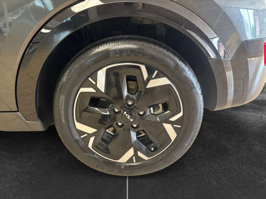 Used 2023 Kia Niro Wind FWD image 14