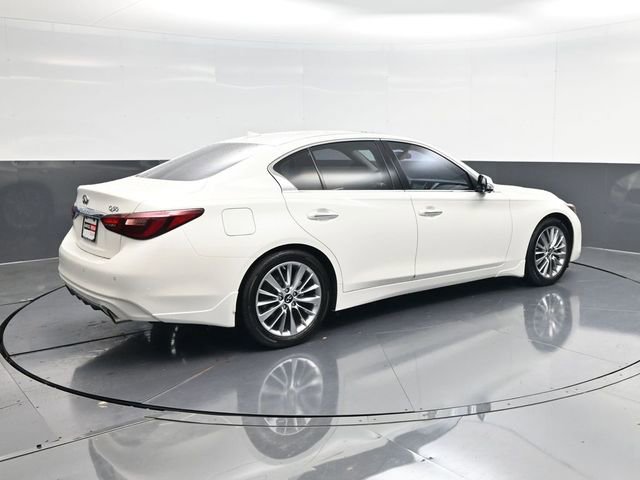 Used 2023 INFINITI Q50 Luxe w/ Cargo Package image 3