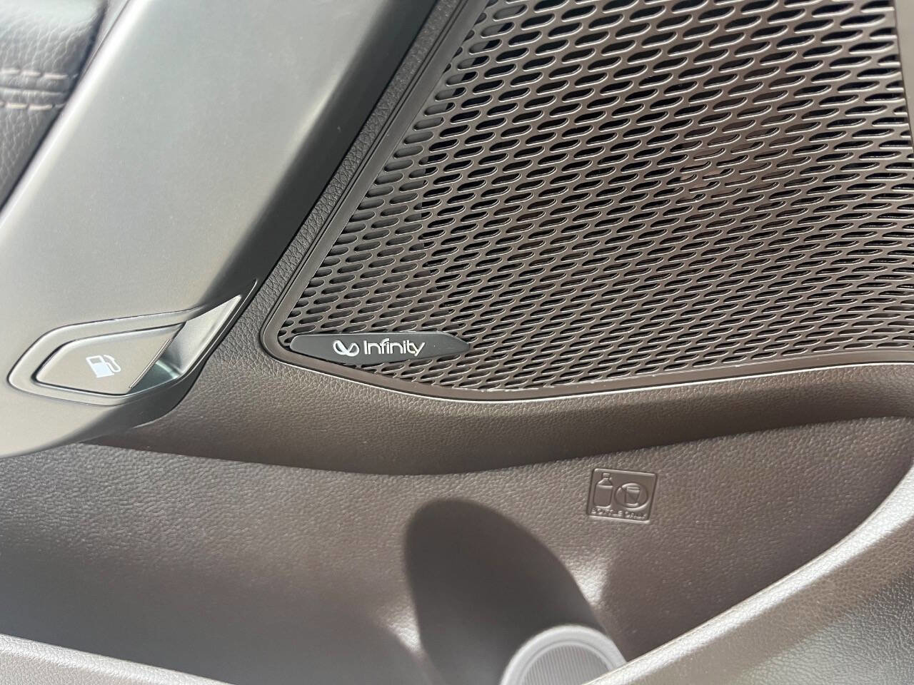 Used 2019 Hyundai Santa Fe XL image 25