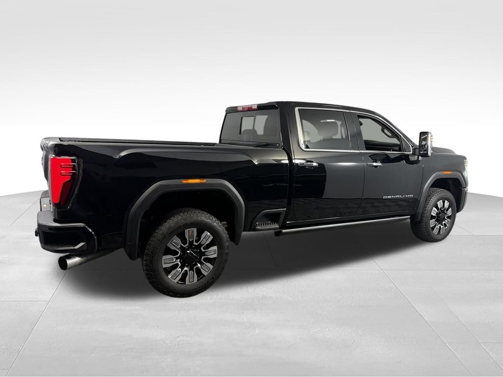 Used 2024 GMC Sierra 3500 Denali w/ Denali Reserve Package AWD/4WD image 6