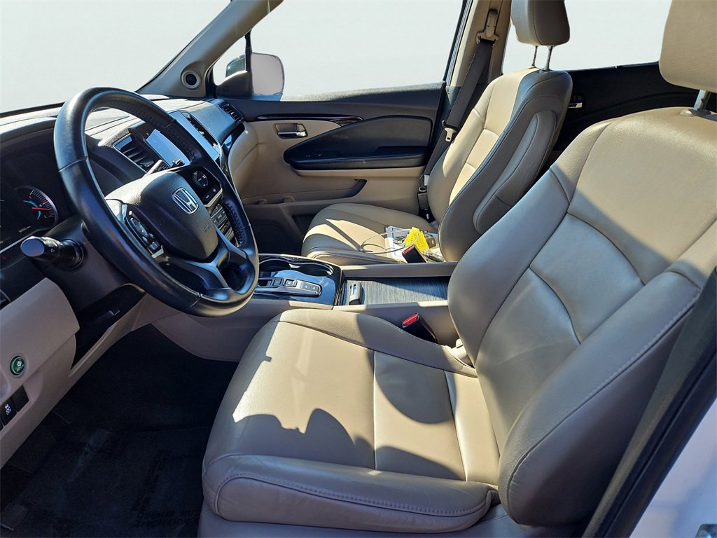 Certified 2022 Honda Pilot Touring image 36