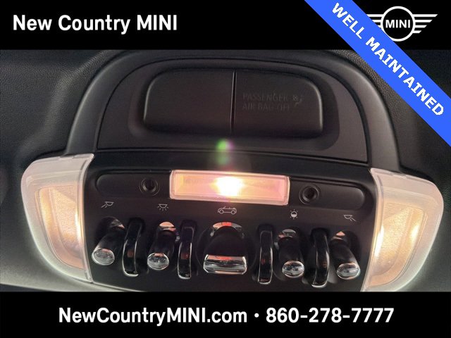 Used 2016 MINI Cooper Convertible image 19